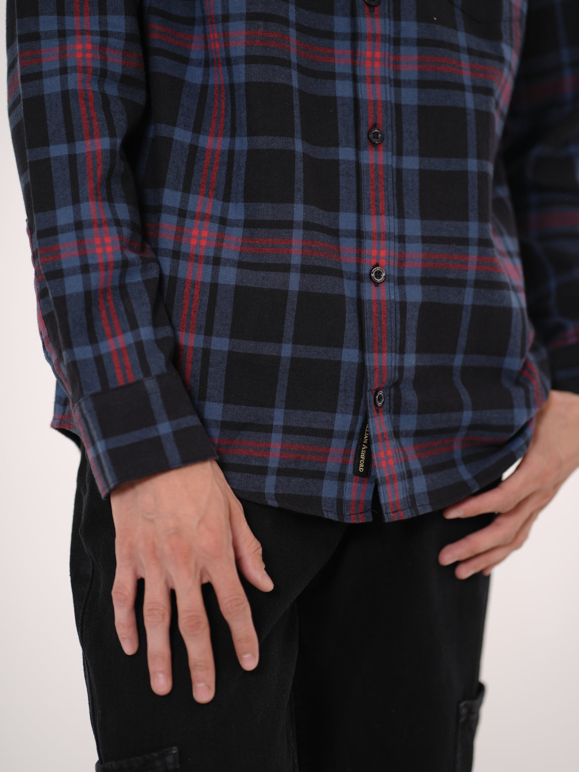 William Ashford Classic Plaid Flannel Shirt in Navy & Red
