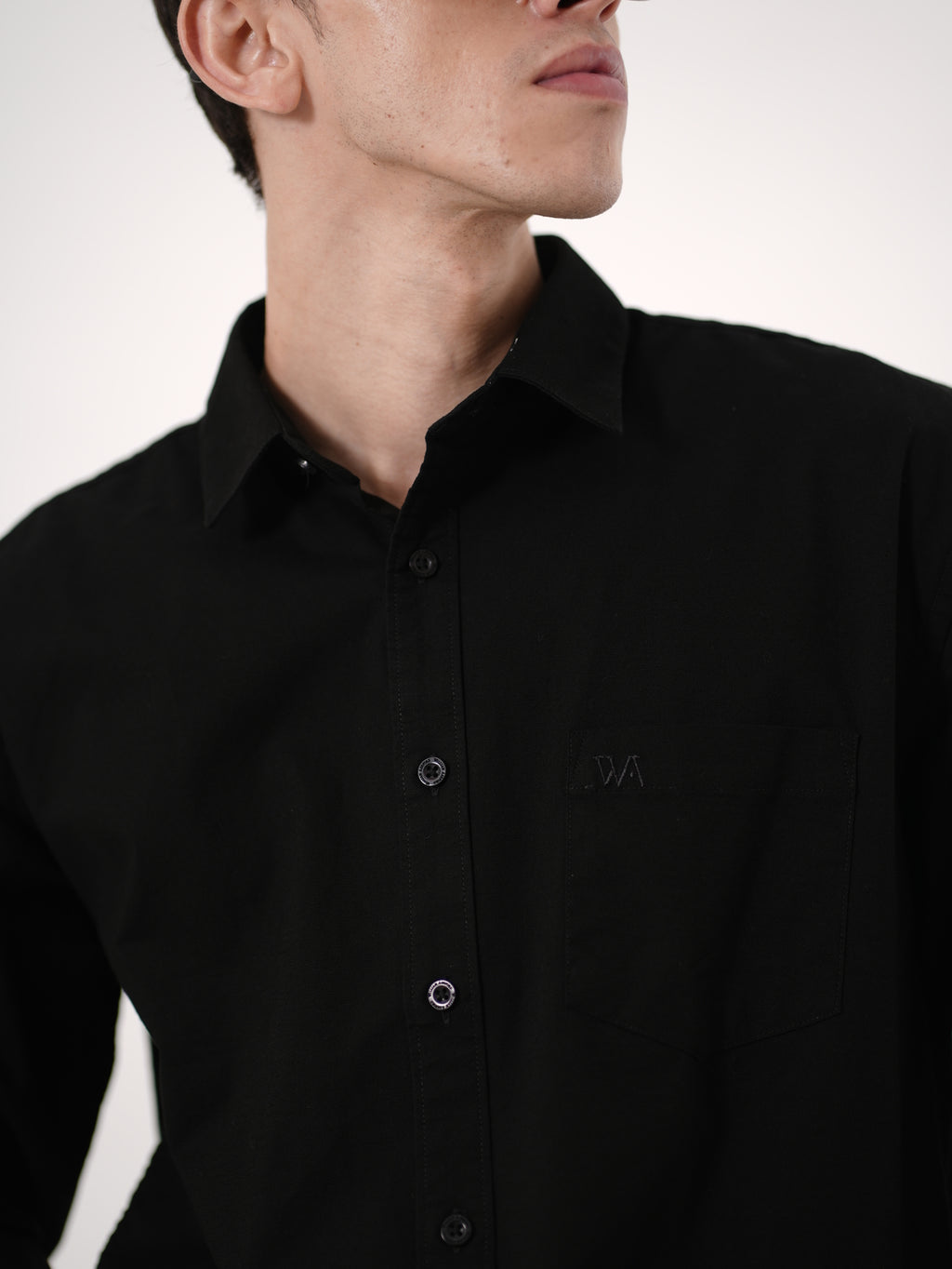 William Ashford Essential Textured Shirt in Black