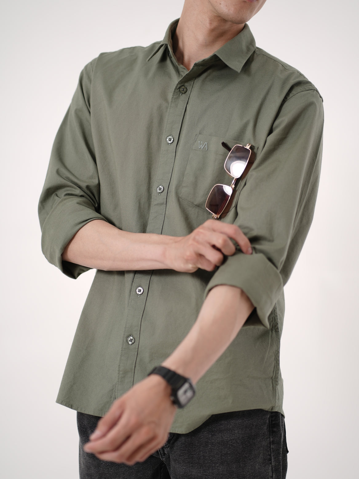 William Ashford Essential Textured Shirt in Olive Green