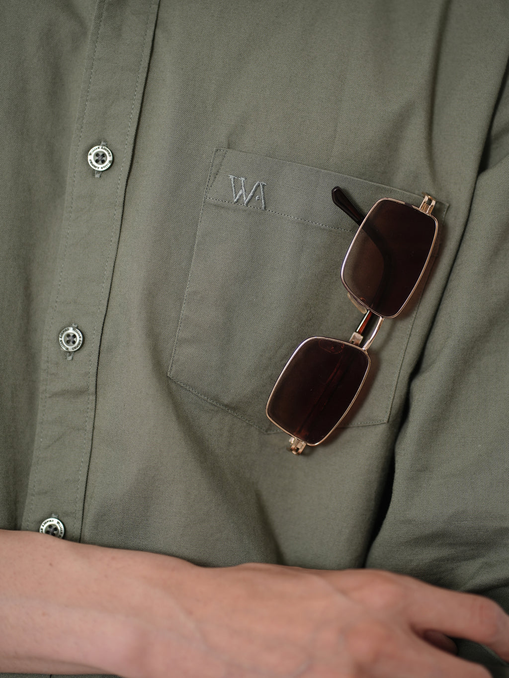 William Ashford Essential Textured Shirt in Olive Green