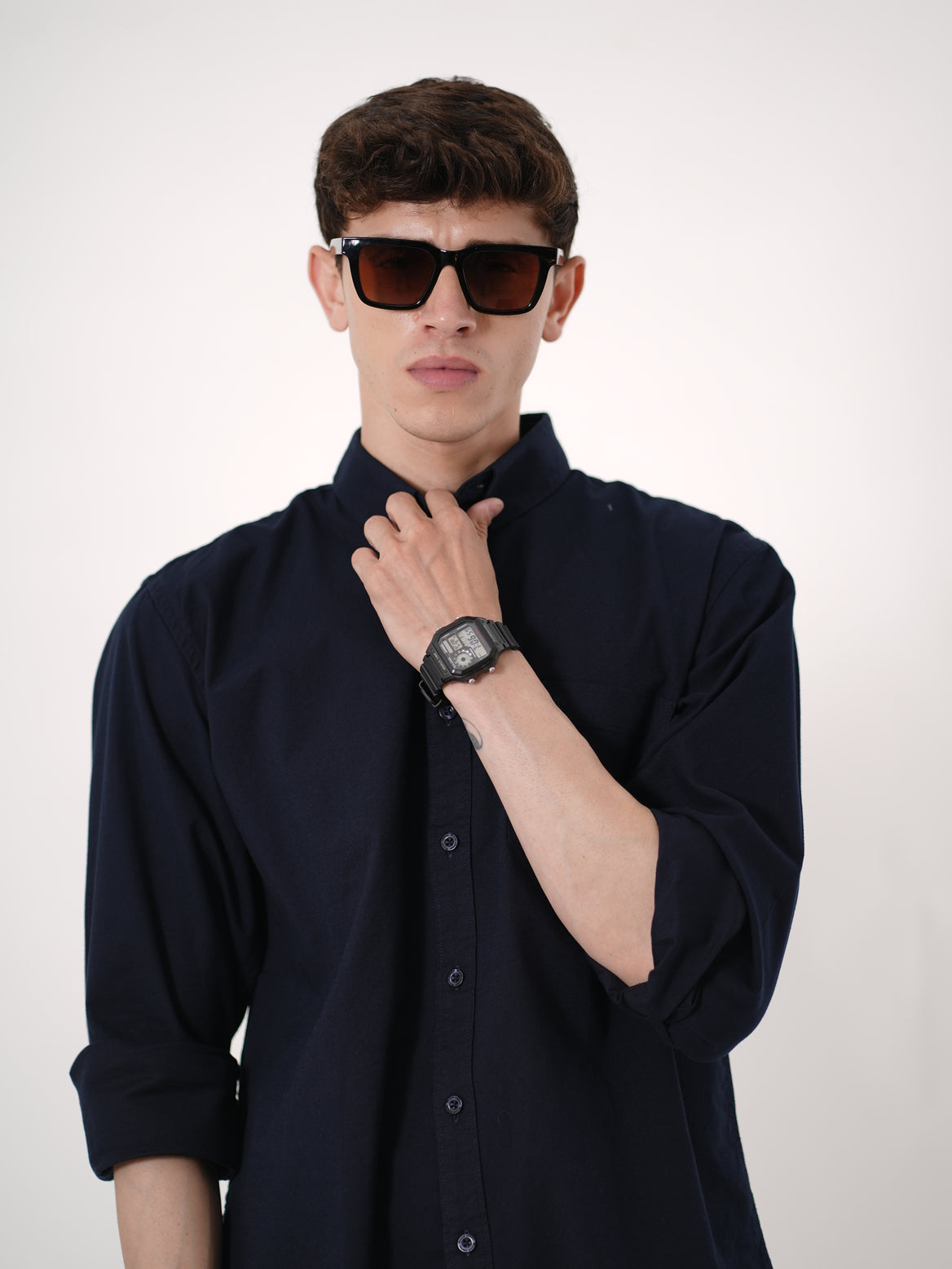 William Ashford Essential Textured Shirt in Navy Blue